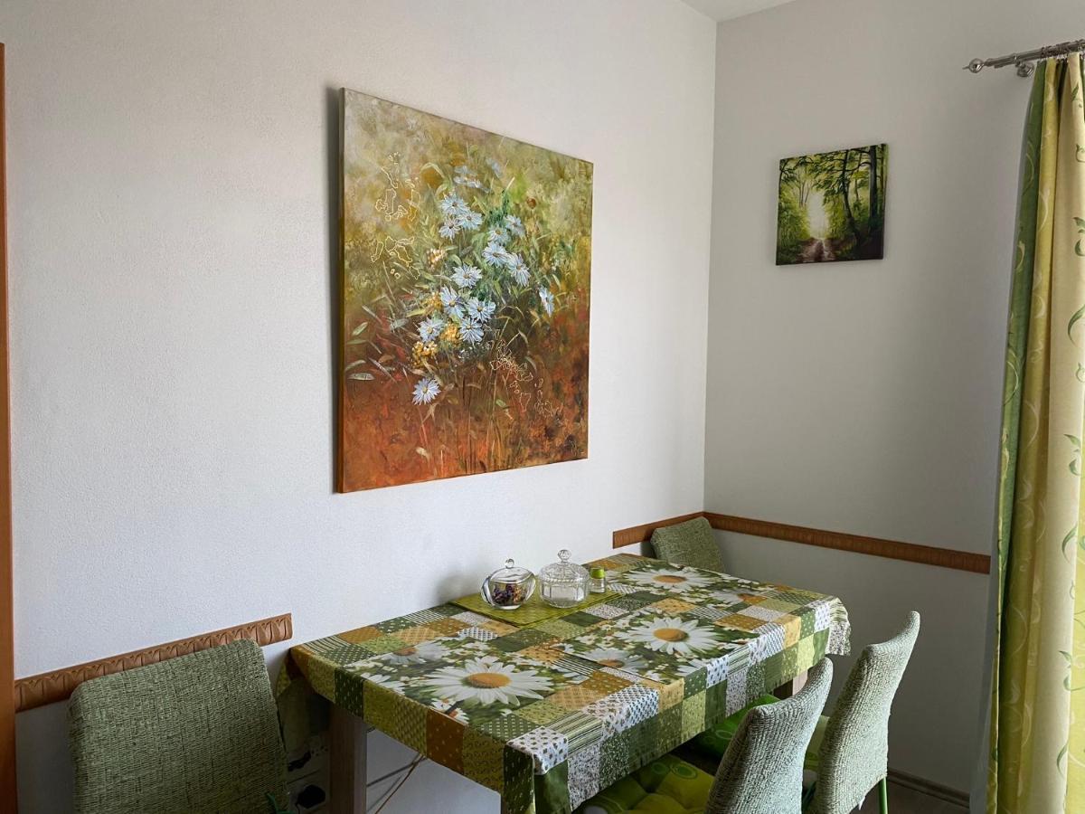 Apartman Na Lukach - Kopretina Trebon Bagian luar foto
