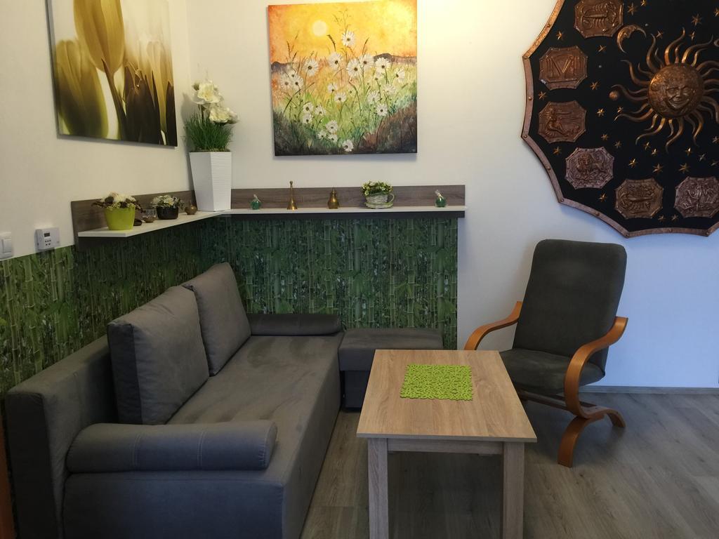 Apartman Na Lukach - Kopretina Trebon Bagian luar foto